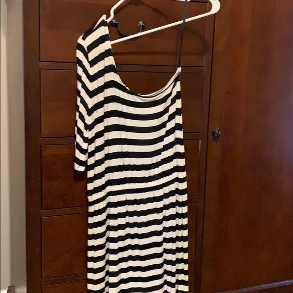 Gianni Bini dress - Picture 4 of 5